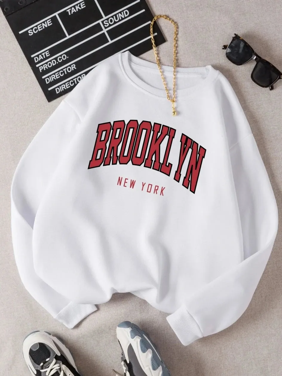 Casual Print Fleece Pullover for Women – Loose Fit O-Neck Sweater with Full Sleeves